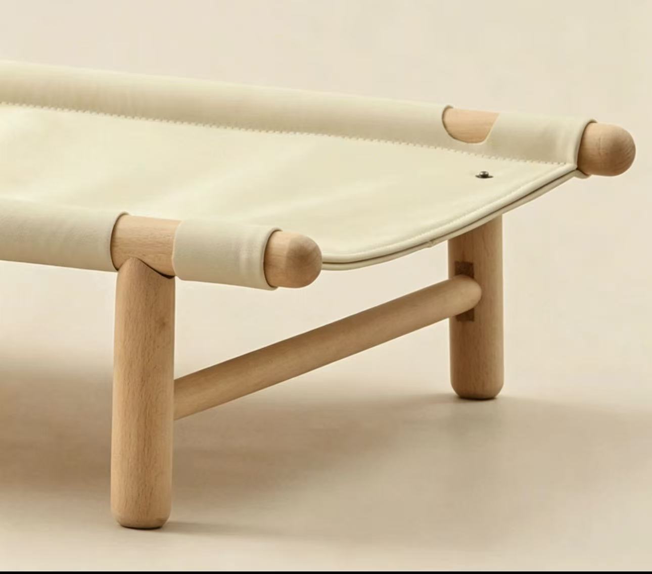 Foldable Elevated Pet Lounge Bed